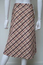 Load image into Gallery viewer, Prada Resort 2020 skirt
