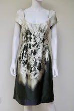 Load image into Gallery viewer, Prada Spring 2010 short sleeve dress
