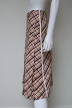 Load image into Gallery viewer, Prada Resort 2020 skirt

